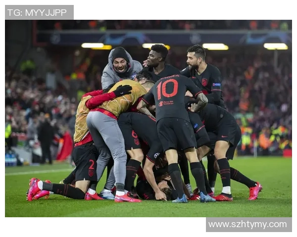 巴黎与多特空场对决的震撼瞬间展现足球魅力与激情